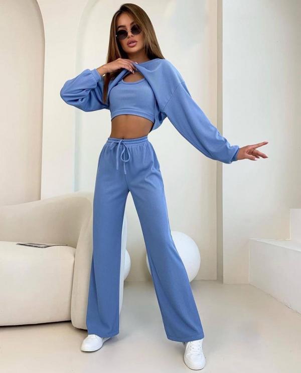 Three-piece long-sleeved cropped top and trousers suit