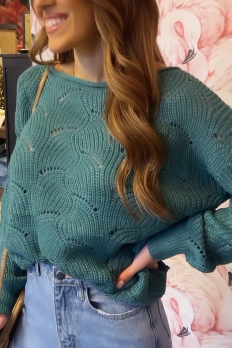 Women's solid color chunky knit sweater