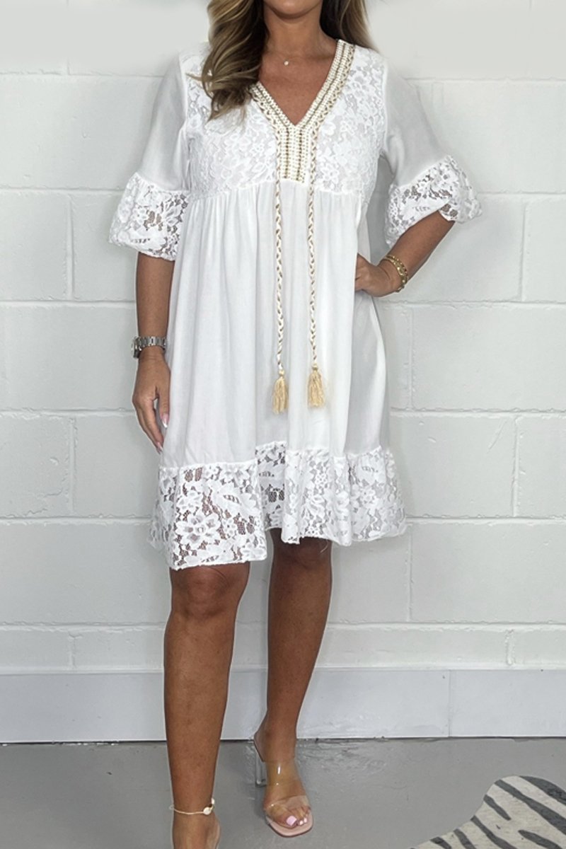 V-neck lace patchwork dress