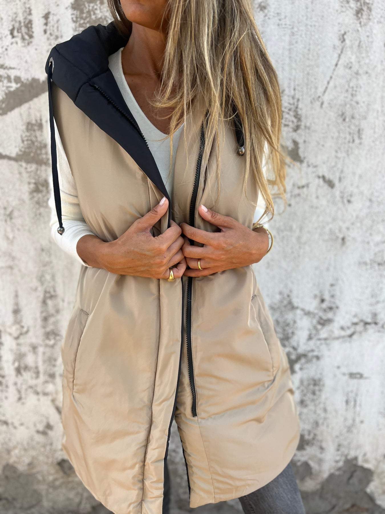 Hooded Zipper Sleeveless Down Jacket