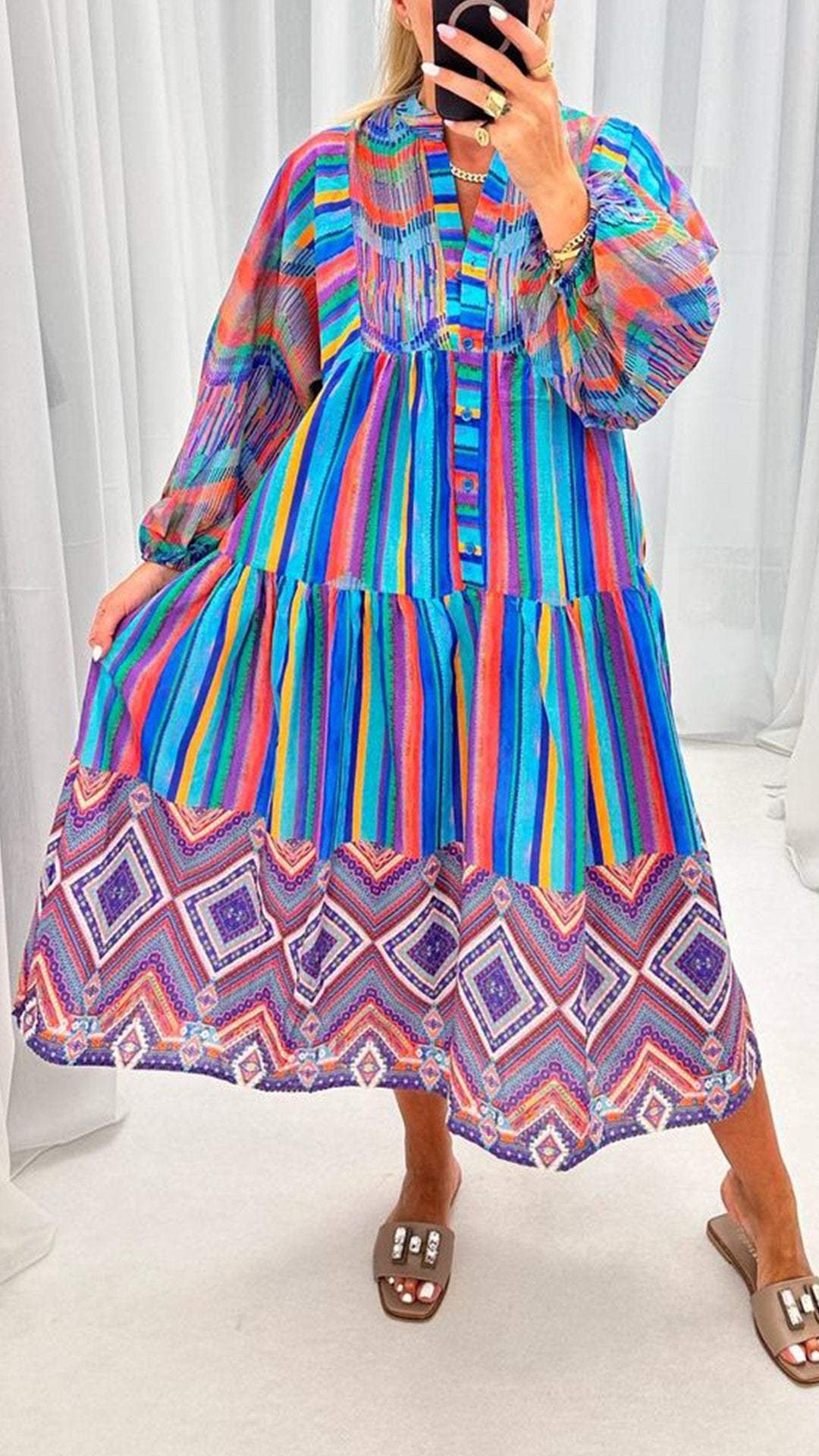 Women's V-neck Long-sleeved Retro Printed Casual Dress