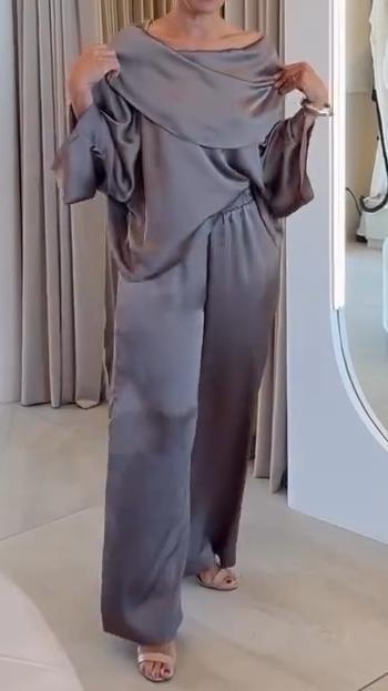 Women's Elegant Satin Pant Suit