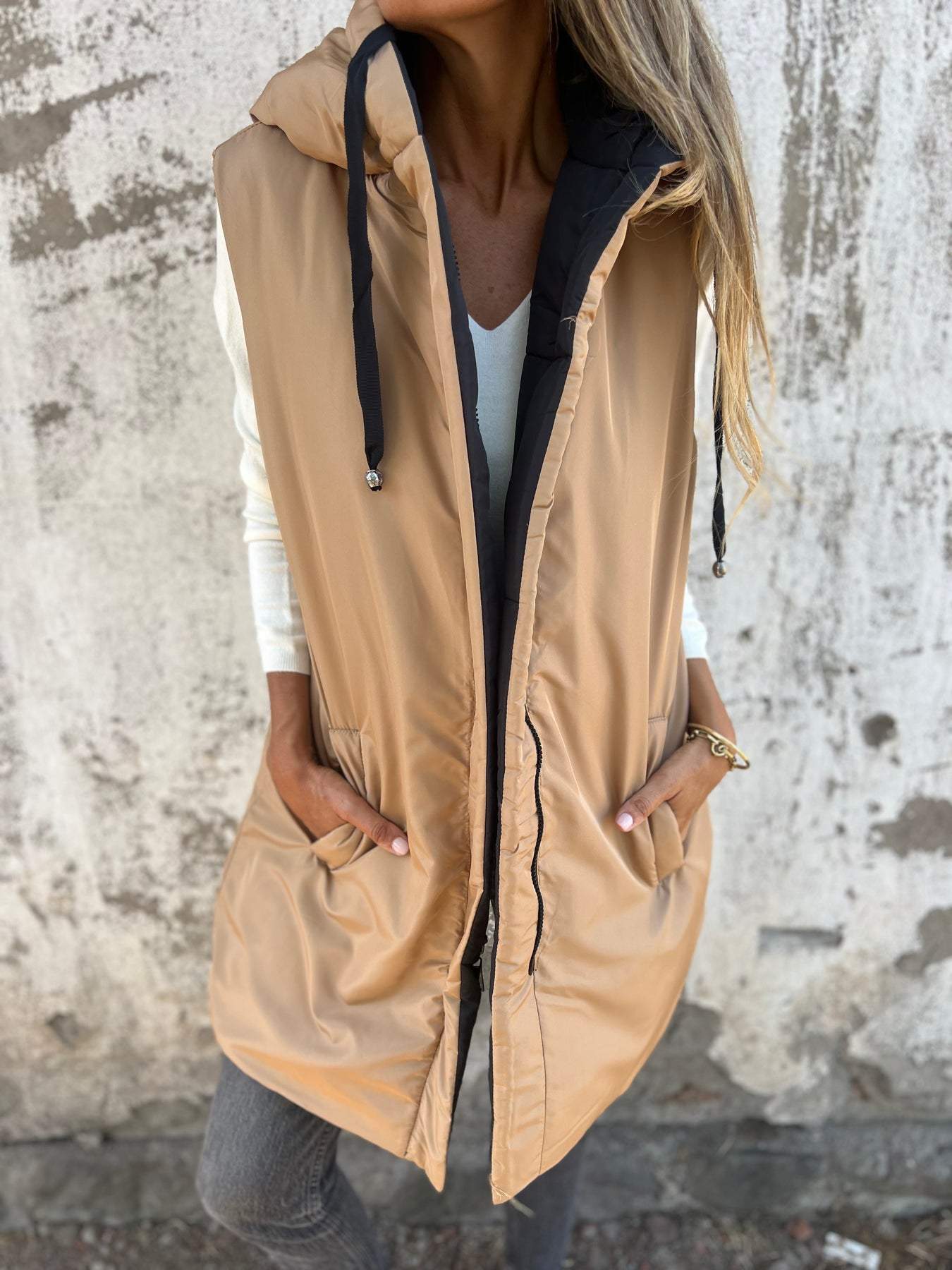 Hooded Zipper Sleeveless Down Jacket