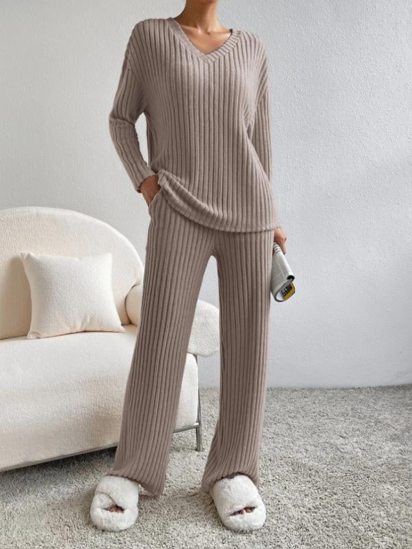 Women's Pit Strip Knitted V-neck Top and Straight-leg Pants Two-piece Set