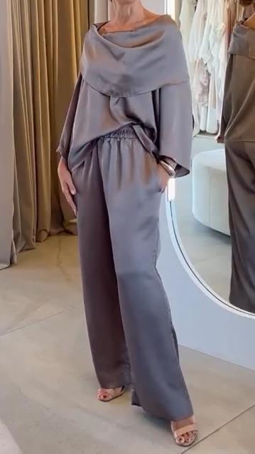 Women's Elegant Satin Pant Suit