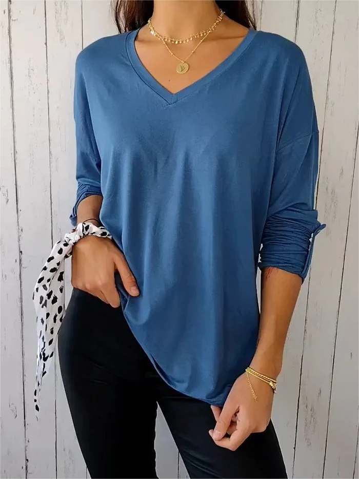 V-neck Mid-sleeve Solid Color Top